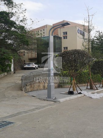 四川省綿陽外國語學校