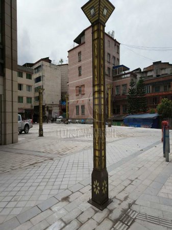 雅安滎經縣街心花園